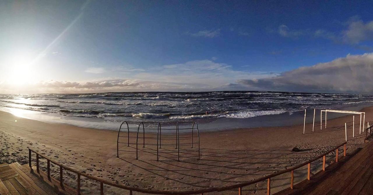 Melnrage Beach Cozy Apartments & Terrace - Pine View Sea Entry Klaipėda Exterior foto
